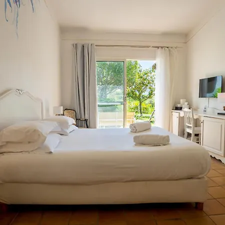 Hotel La Tramontane Saintes-Maries-de-la-Mer