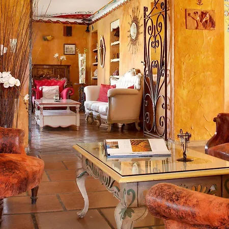 La Tramontane Hotel
